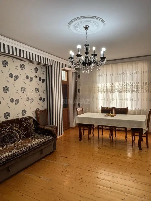 Satılır 2 otaqlı mənzil 80 m²