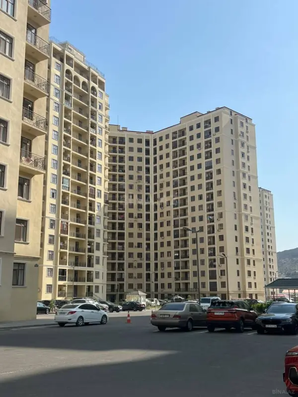 Satılır 3 otaqlı mənzil 90 m²