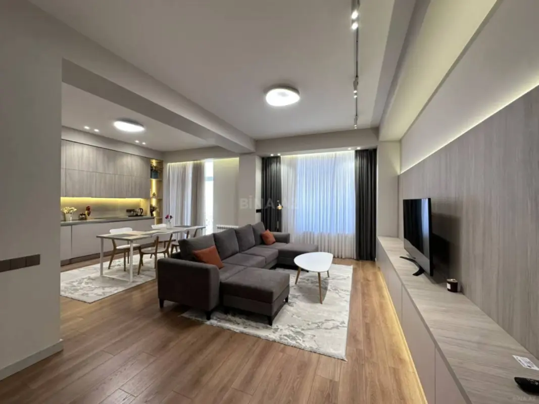 Kirayə verilir 3 otaqlı mənzil 135 m²