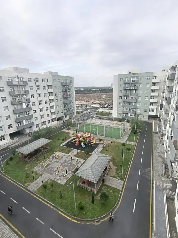 Satılır 2 otaqlı mənzil 58 m²