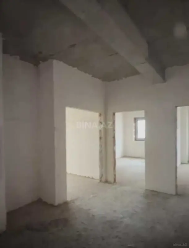 Satılır 4 otaqlı mənzil 200 m²