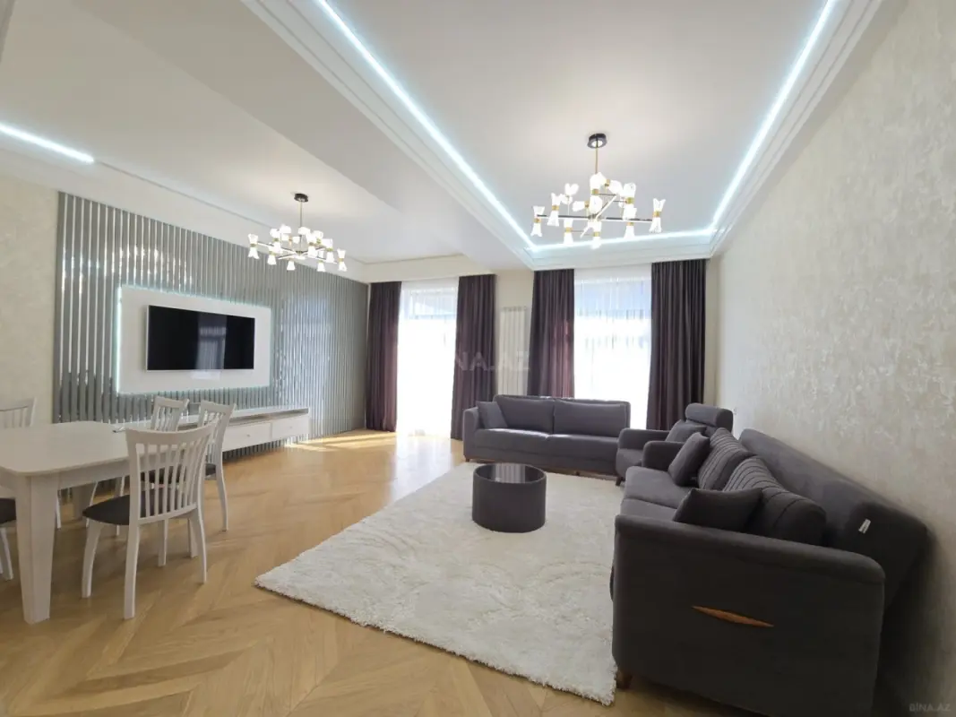 Satılır 3 otaqlı mənzil 145 m²