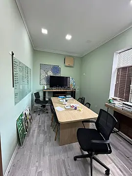 Kirayə verilir 3 otaqlı ofis 85 m² — Bakı 3 otaq 85.00 m²