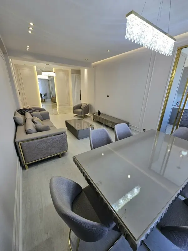 Satılır 3 otaqlı mənzil 96 m²