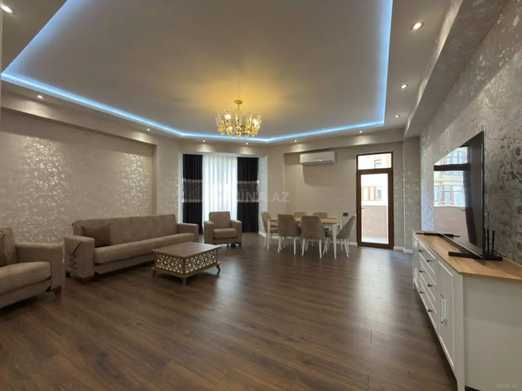 Kirayə verilir 2 otaqlı mənzil 110 m²