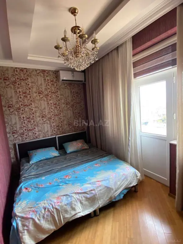 Kirayə verilir 2 otaqlı mənzil 65 m²