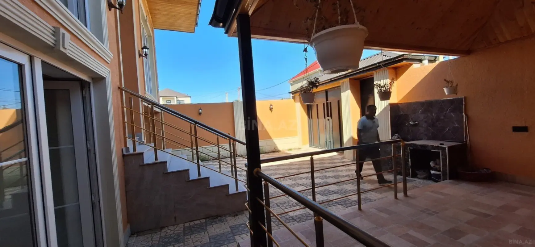 Satılır 5 otaqlı həyət evi 130 m²