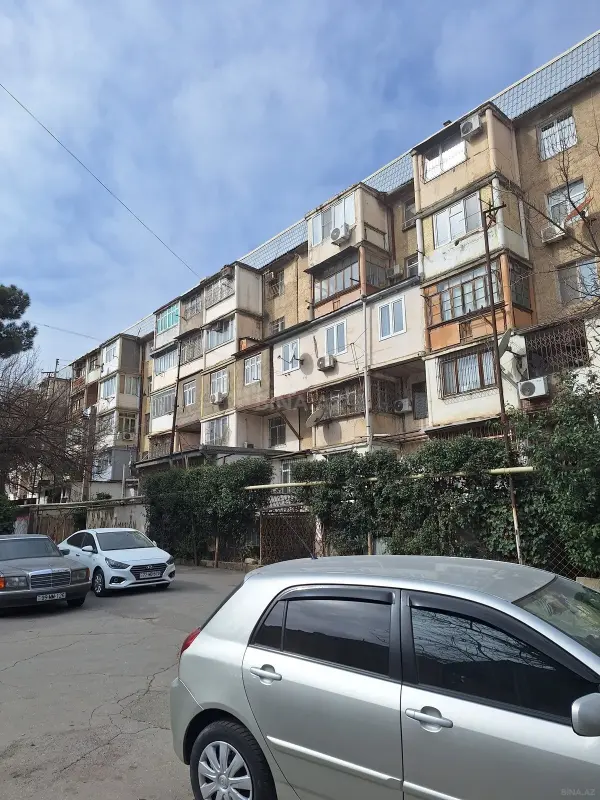 Satılır 1 otaqlı mənzil 35 m²