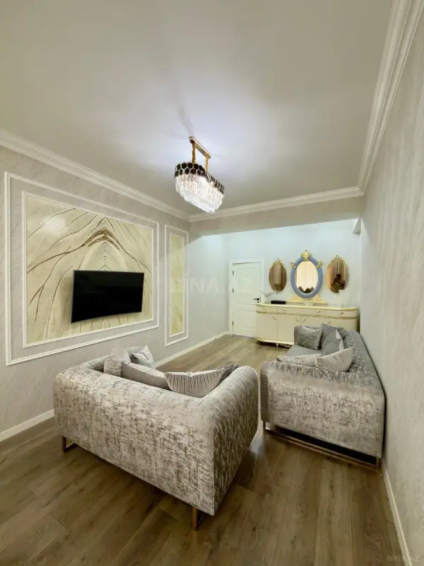 Satılır 3 otaqlı mənzil 120 m²