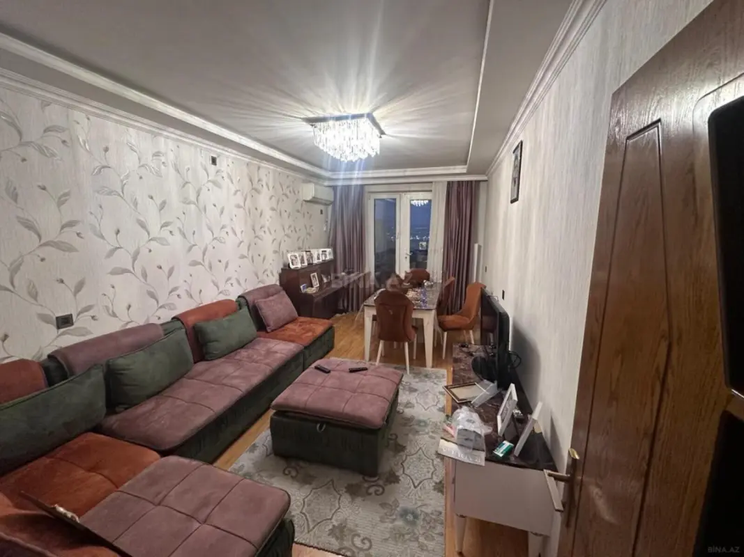 Satılır 5 otaqlı mənzil 120 m²