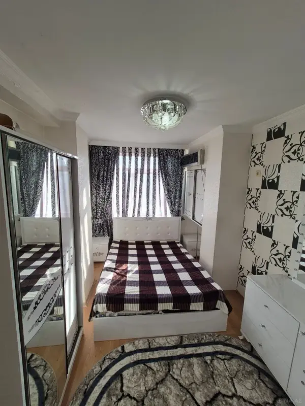 Satılır 1 otaqlı mənzil 38 m²