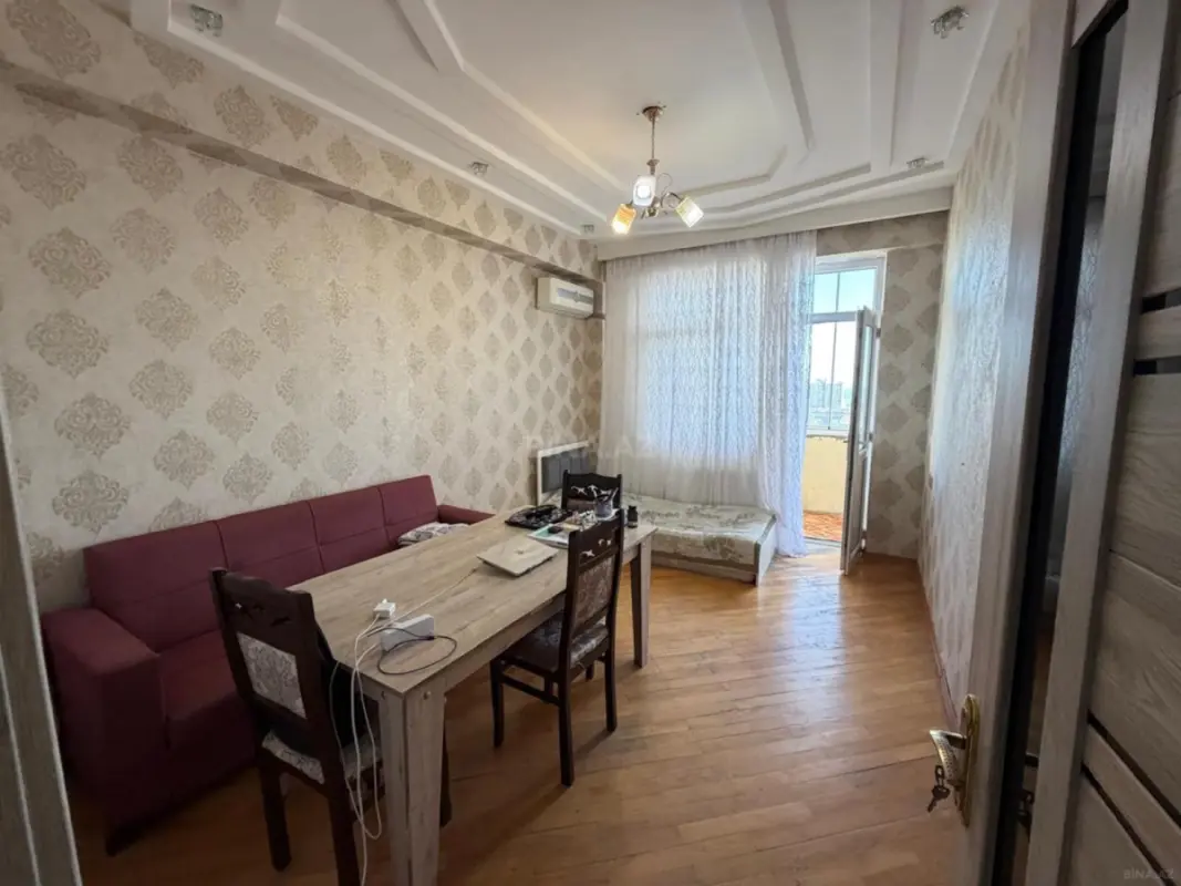 Satılır 2 otaqlı mənzil 53 m²
