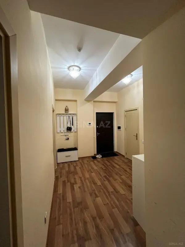 Kirayə verilir 2 otaqlı mənzil 85 m²
