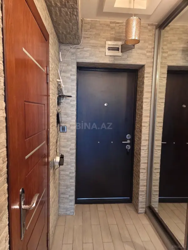 Satılır 2 otaqlı mənzil 55 m²