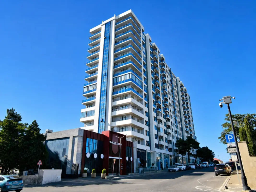 Satılır 2 otaqlı mənzil 84 m²