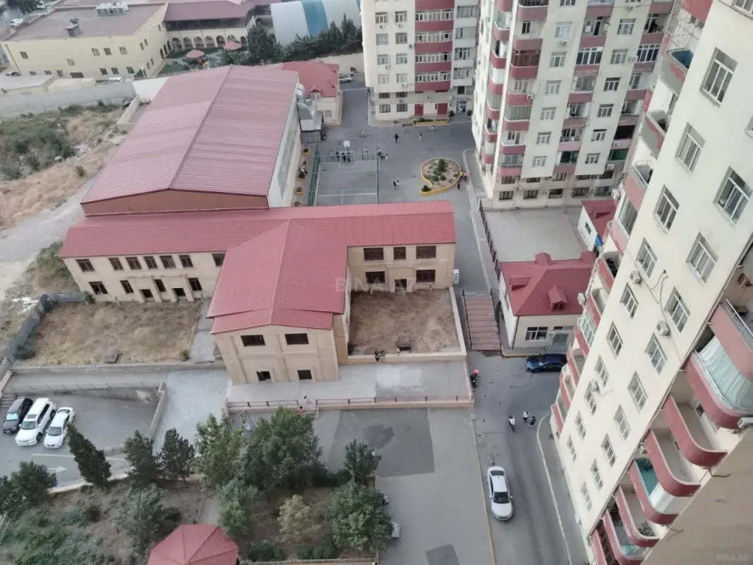 Satılır 3 otaqlı mənzil 120 m²