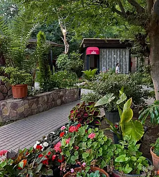 Kirayə verilir obyekt 1100 m² — Bakı, Bakıxanov 1100.00 m²