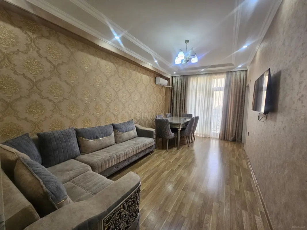 Kirayə verilir 2 otaqlı mənzil 60 m²