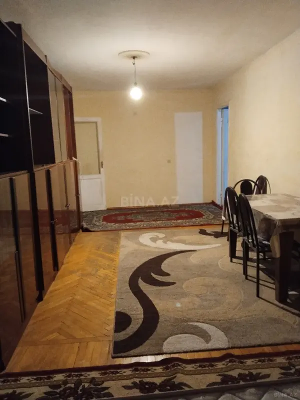 Satılır 2 otaqlı mənzil 55 m²