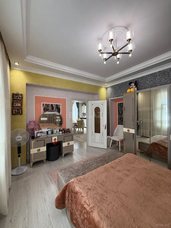 Satılır 4 otaqlı həyət evi 160 m²