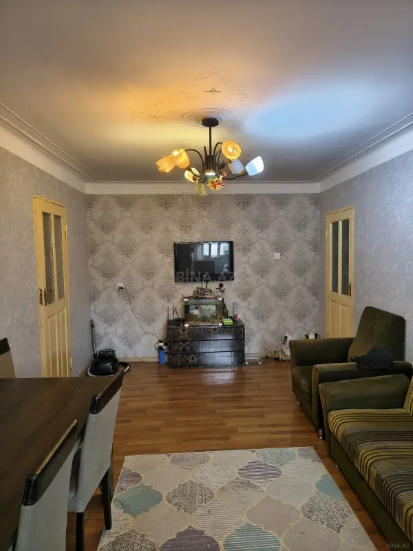 Satılır 2 otaqlı mənzil 52 m²