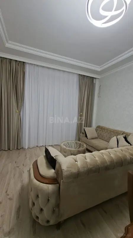 Kirayə verilir 3 otaqlı mənzil 91 m²
