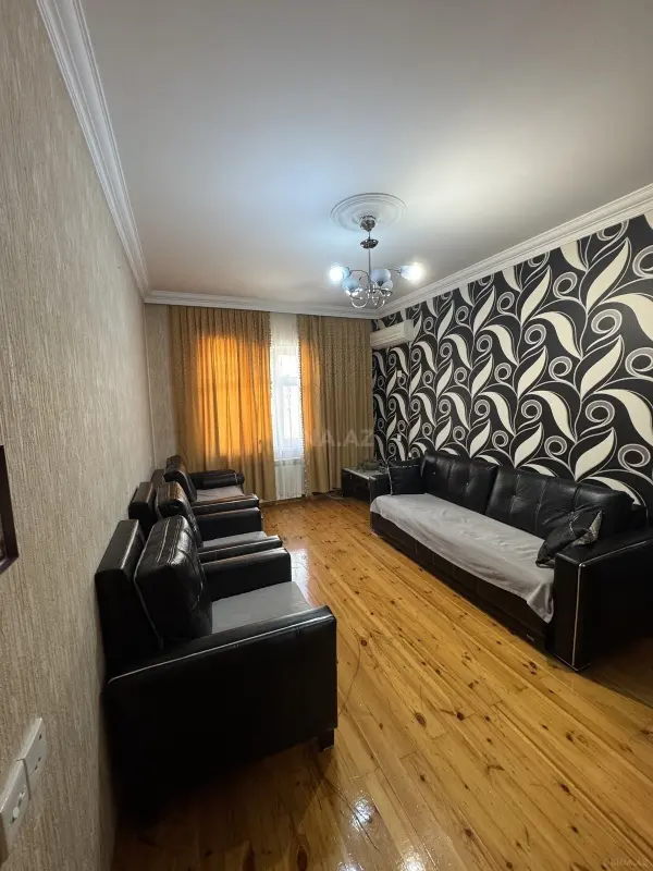 Kirayə verilir 2 otaqlı mənzil 45 m²