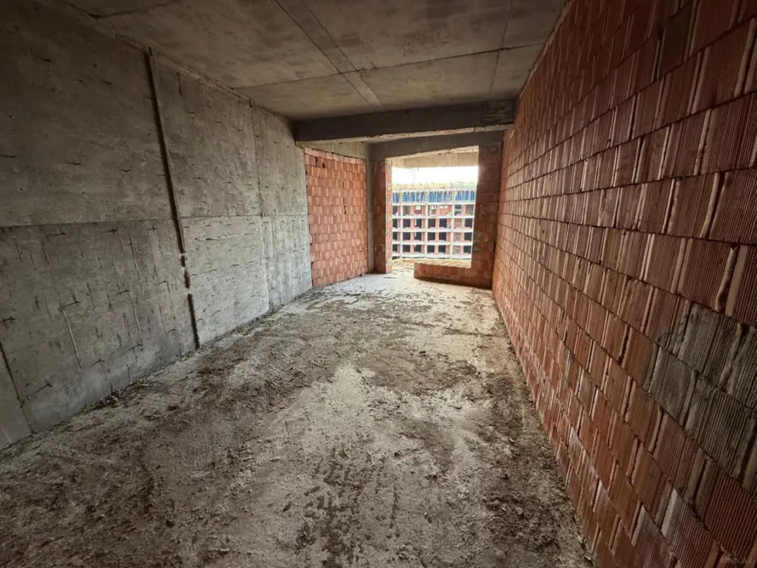Satılır 3 otaqlı mənzil 110 m²