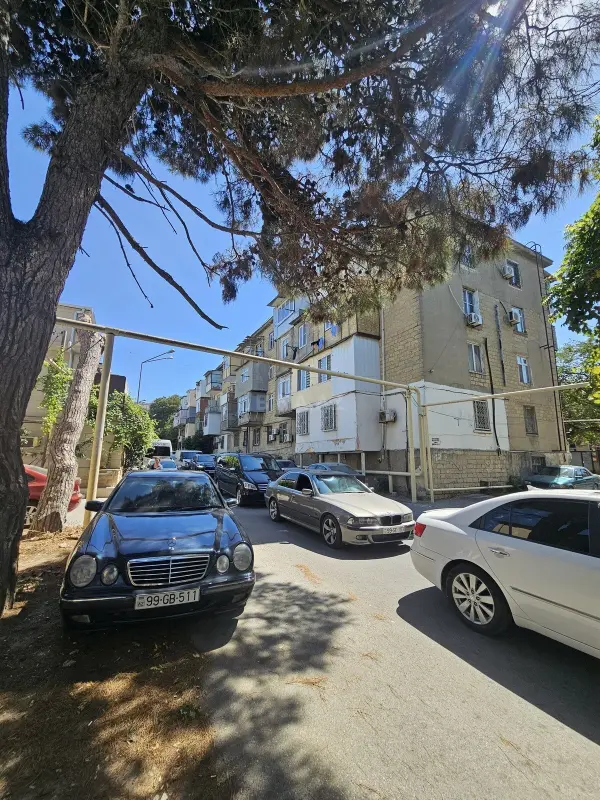 Satılır 3 otaqlı mənzil 80 m²