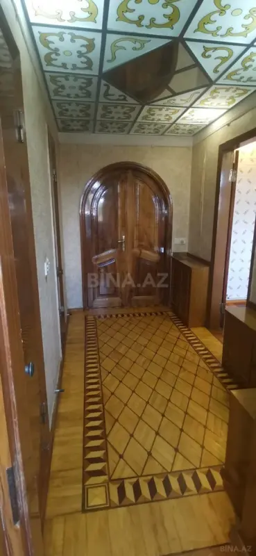 Satılır 4 otaqlı mənzil 90 m²