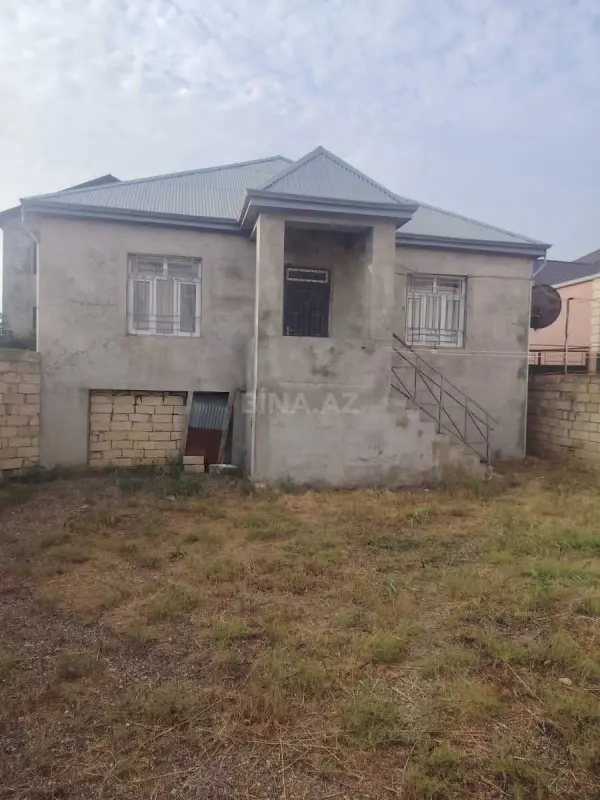 Satılır 3 otaqlı həyət evi 100 m²