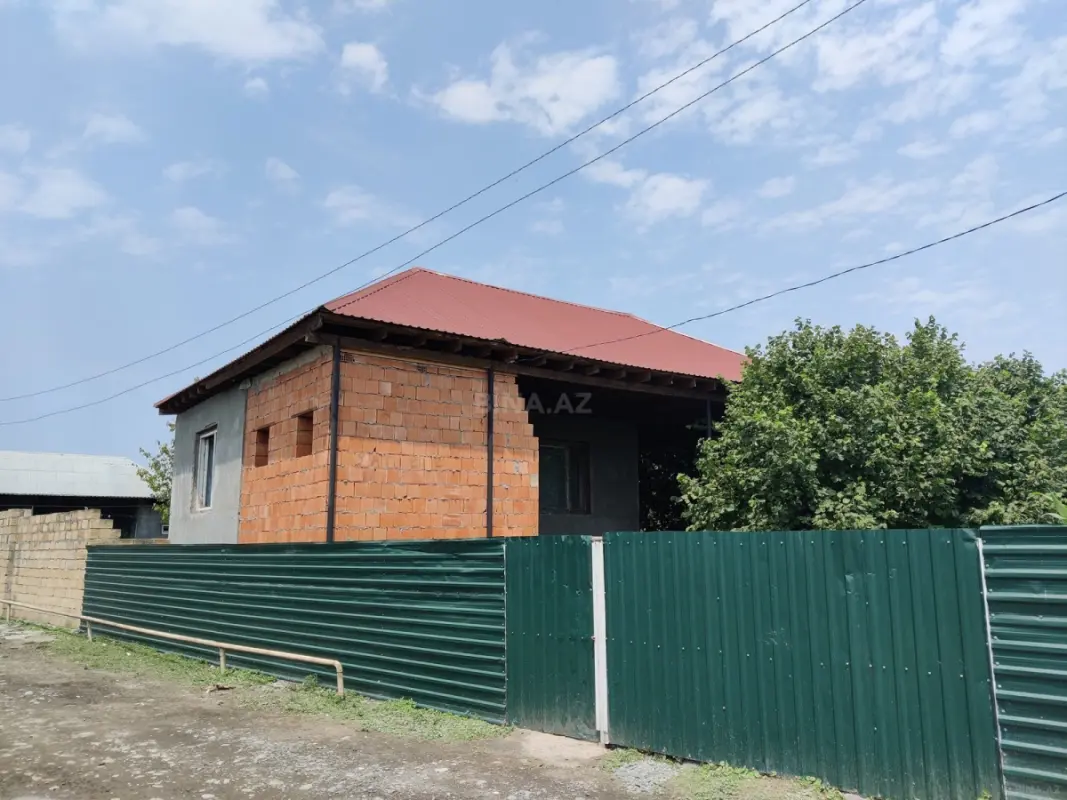 Satılır 2 otaqlı həyət evi 40 m²