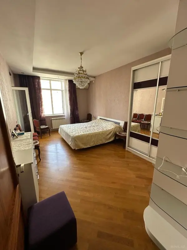 Kirayə verilir 3 otaqlı mənzil 105 m²