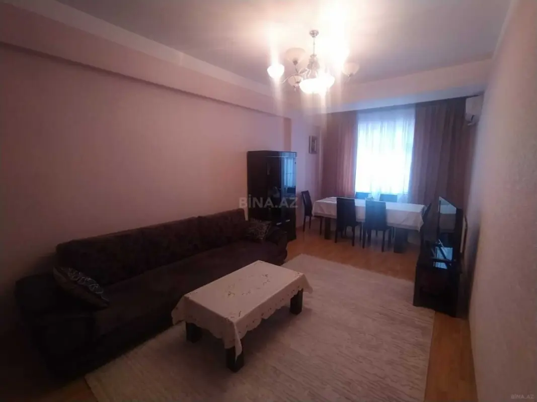 Satılır 4 otaqlı mənzil 120 m²