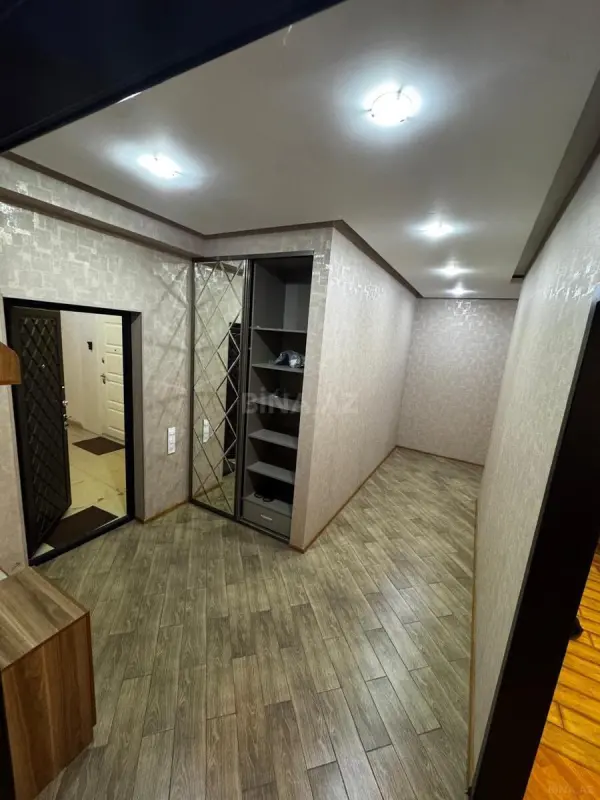 Kirayə verilir 3 otaqlı mənzil 110 m²