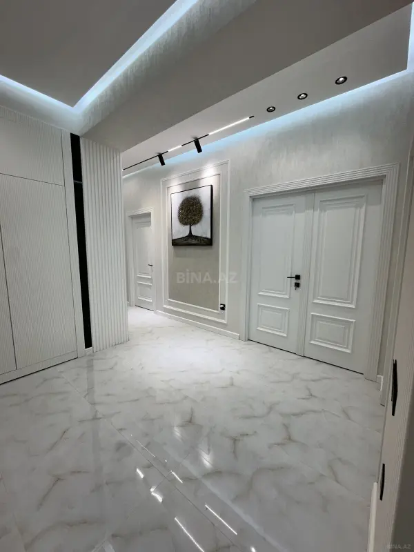 Satılır 3 otaqlı mənzil 115 m²