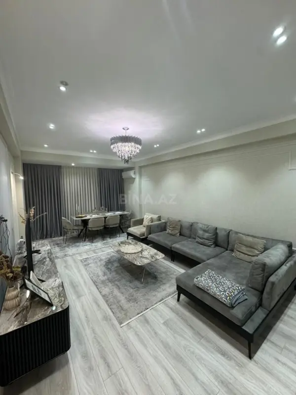 Satılır 3 otaqlı mənzil 123.3 m²