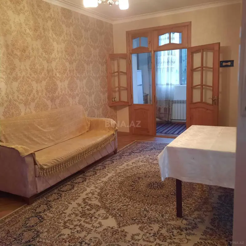 Kirayə verilir 2 otaqlı mənzil 50 m²