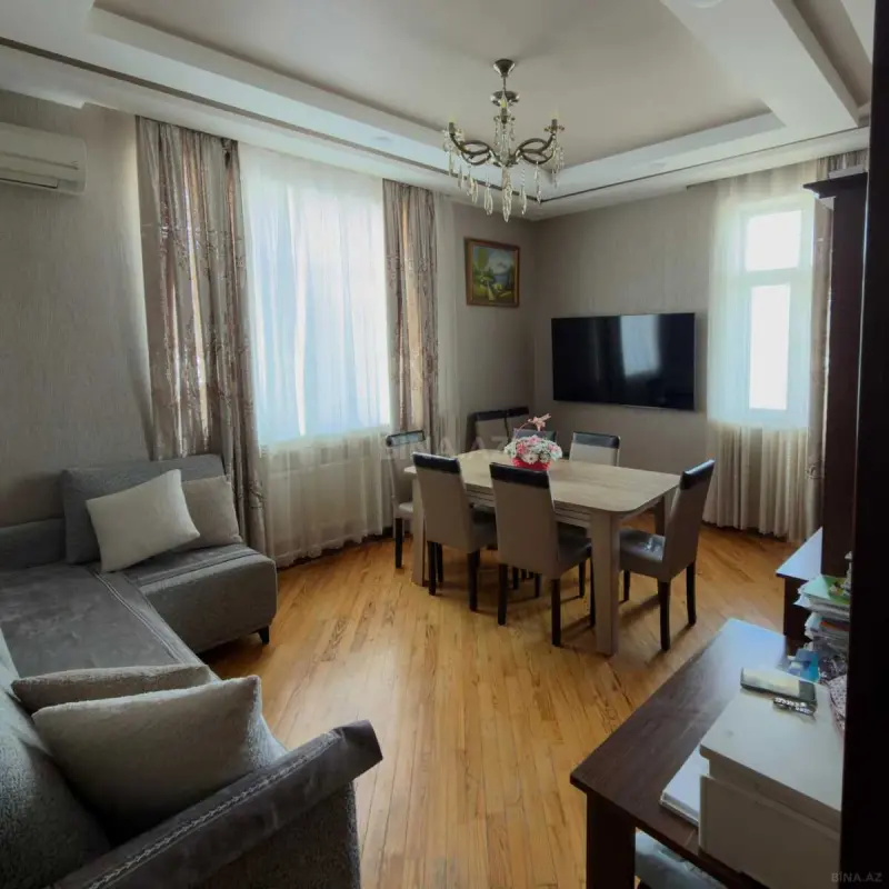 Satılır 4 otaqlı mənzil 103.7 m²