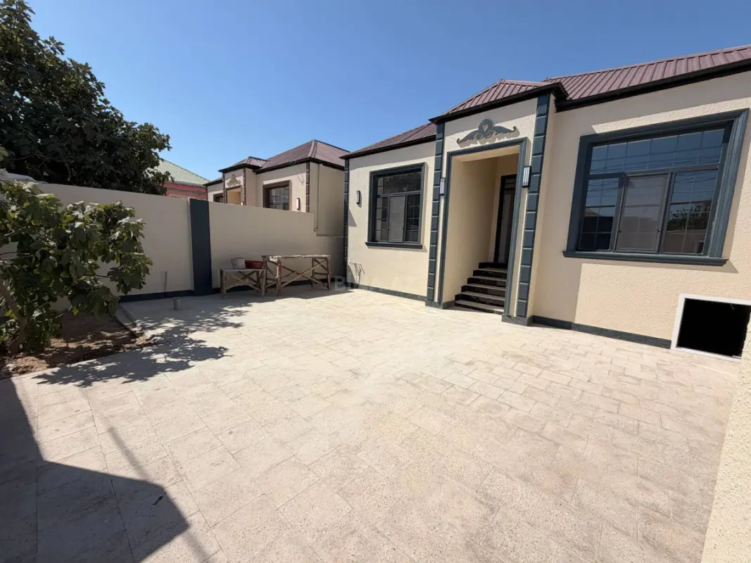 Satılır 4 otaqlı həyət evi 100 m²