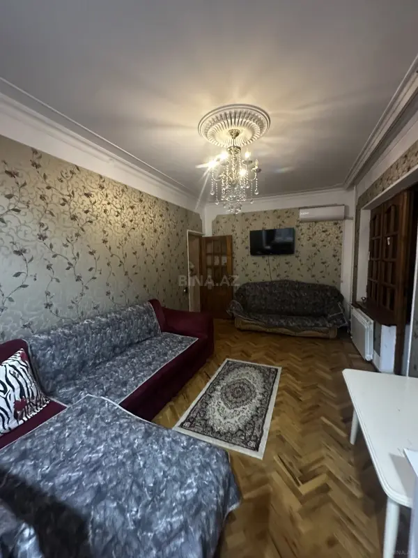 Satılır 2 otaqlı mənzil 64 m²