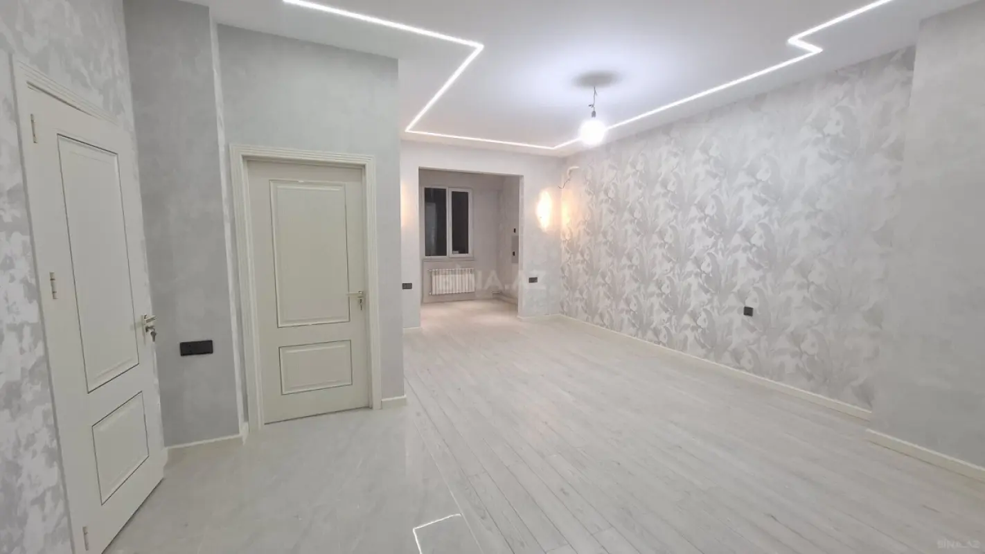 Satılır 2 otaqlı mənzil 70 m²