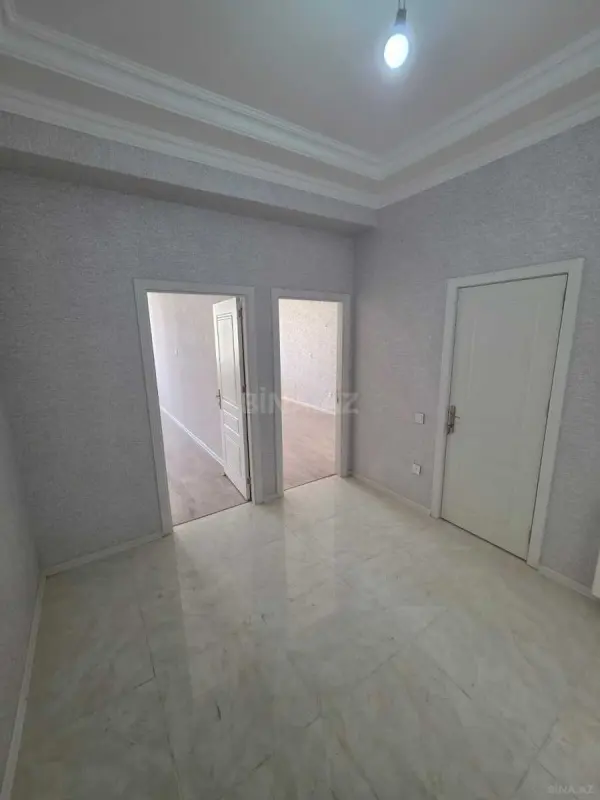 Satılır 1 otaqlı mənzil 70 m²
