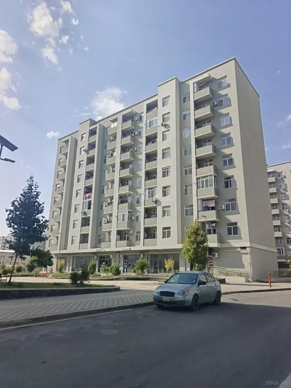 Satılır 4 otaqlı mənzil 100 m²