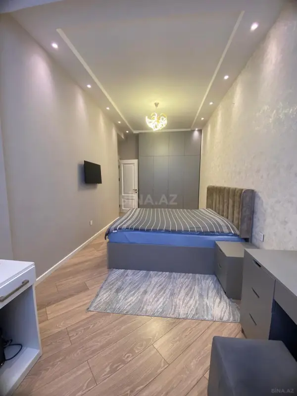 Satılır 3 otaqlı mənzil 120 m²