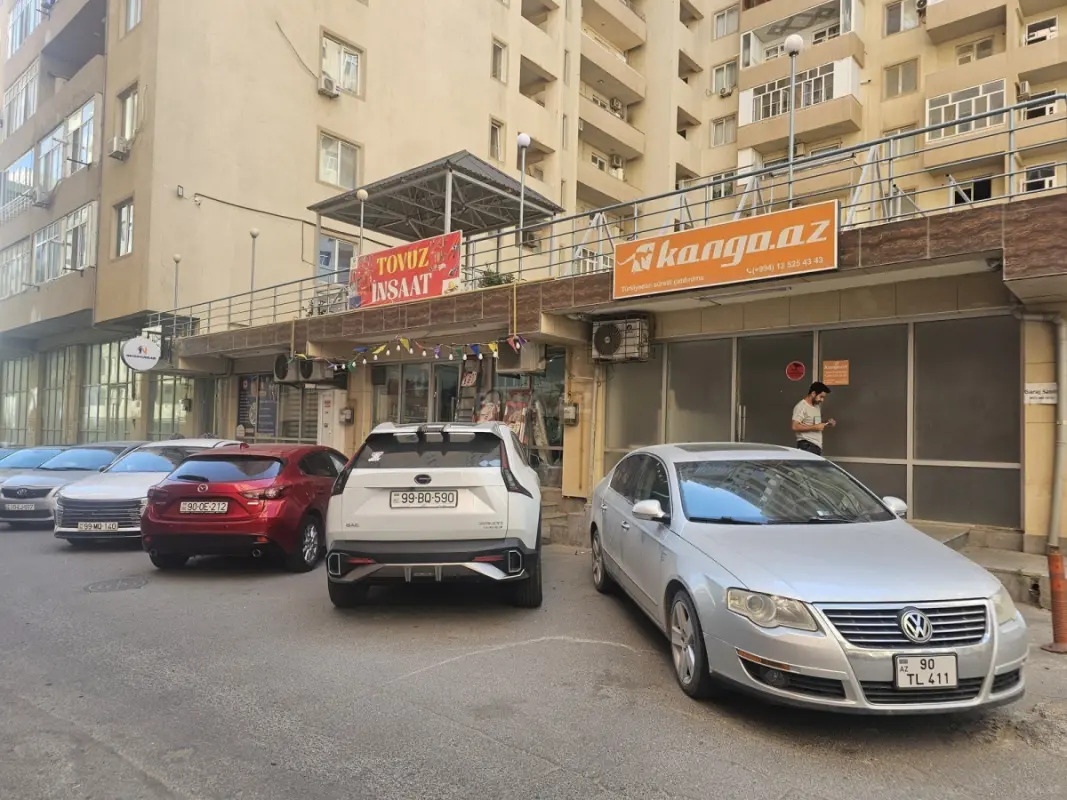 Satılır obyekt 93 m²