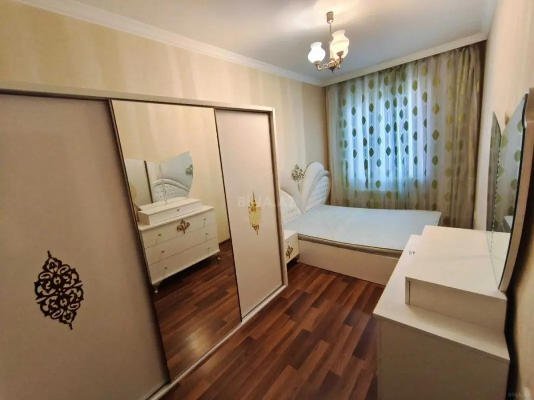 Kirayə verilir 2 otaqlı mənzil 55 m²