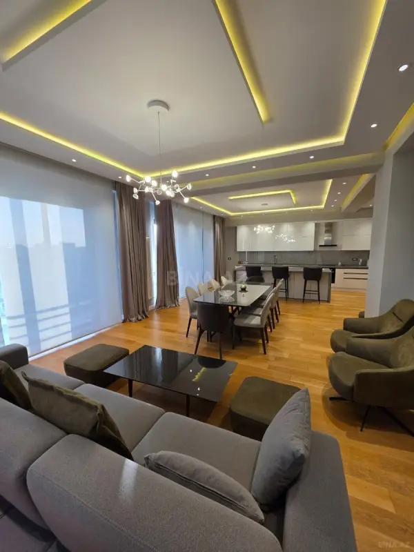 Kirayə verilir 4 otaqlı mənzil 205 m²