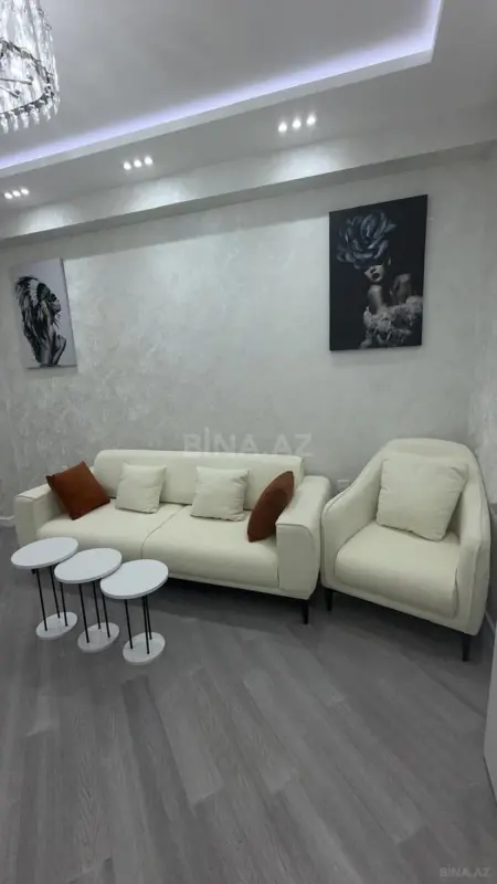 Satılır 2 otaqlı mənzil 52 m²