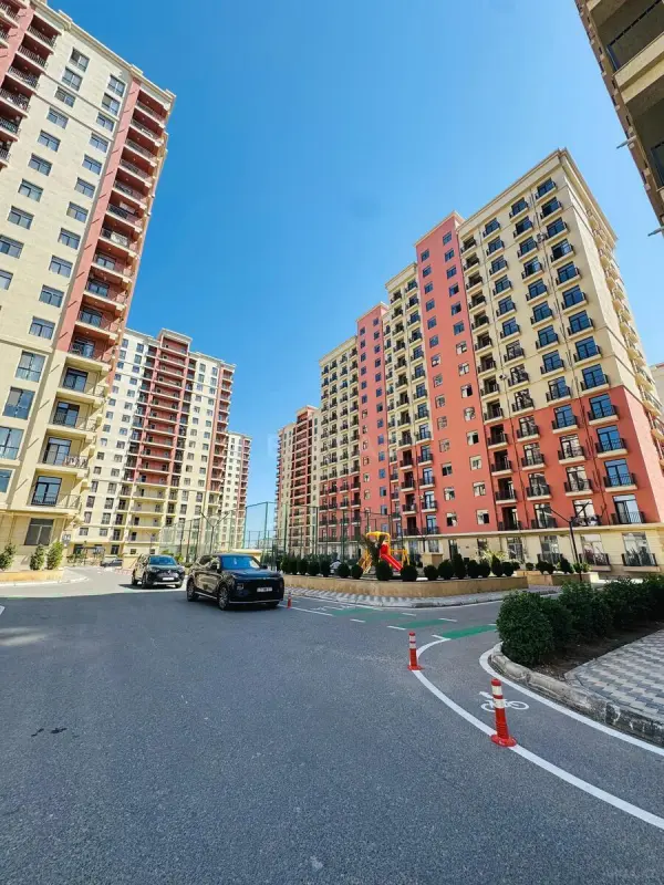 Kirayə verilir 2 otaqlı mənzil 52 m²